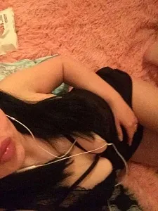 Девушка Анюта, фото и отзывы